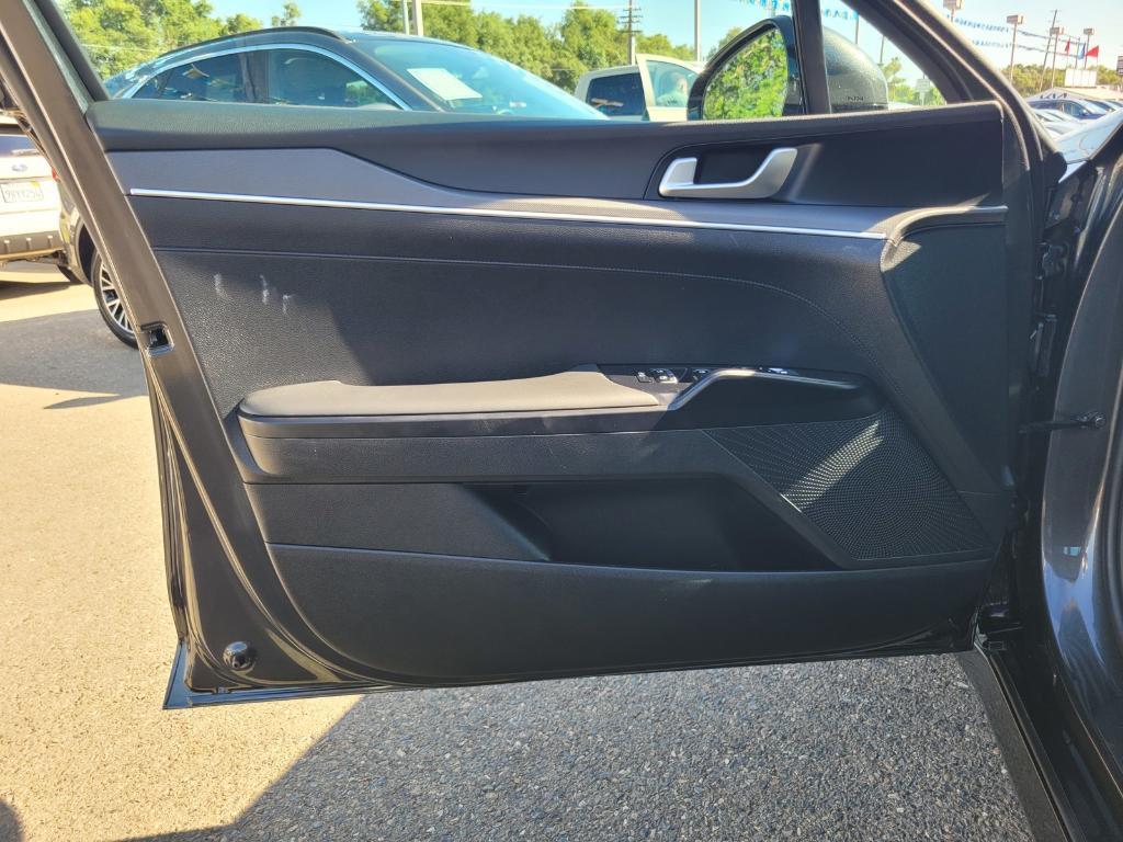 used 2025 Kia K5 car, priced at $27,702