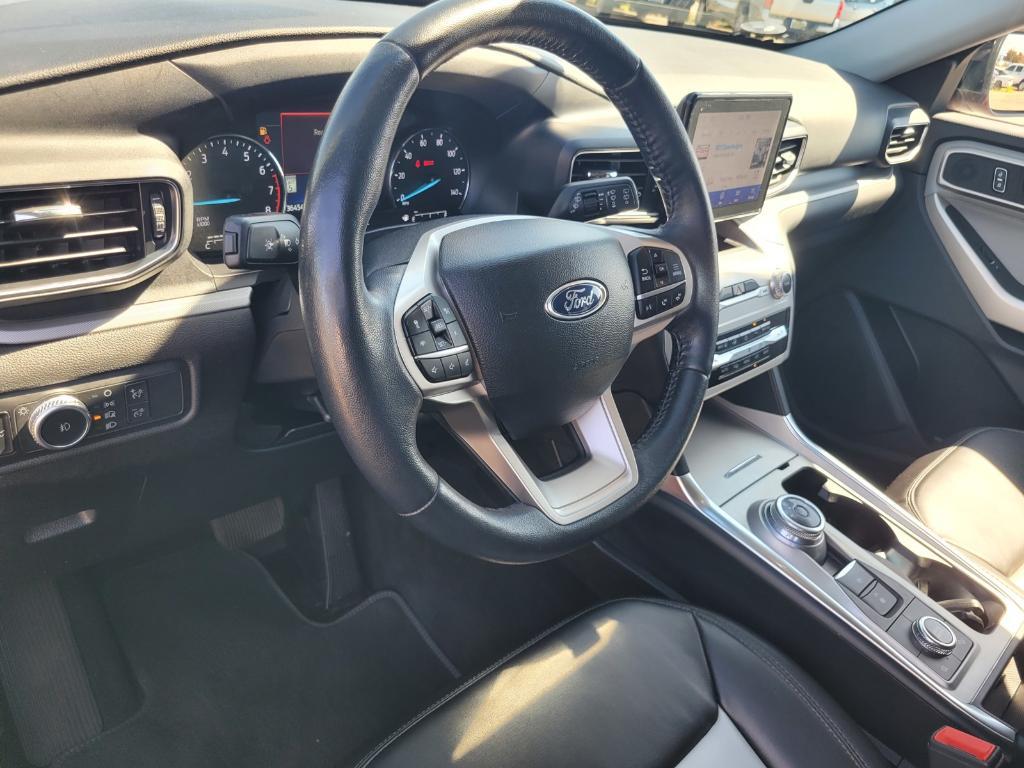used 2022 Ford Explorer car, priced at $29,278
