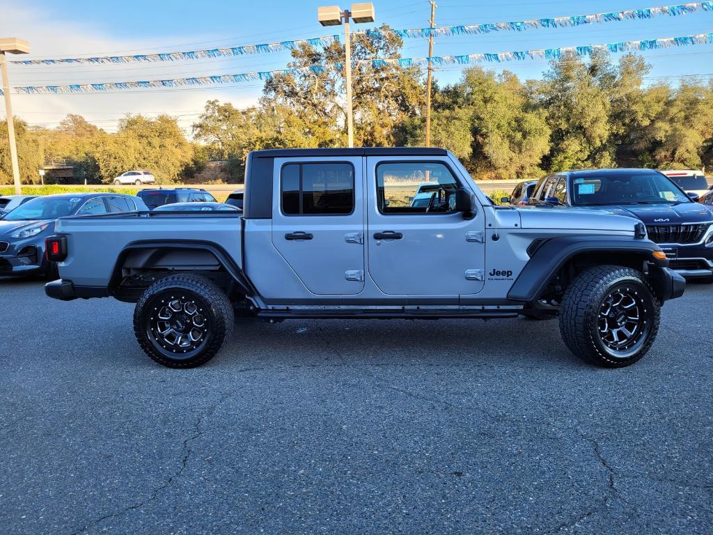 used 2020 Jeep Gladiator car, priced at $27,418