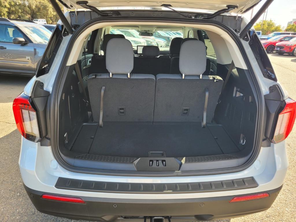 used 2025 Ford Explorer car, priced at $37,465