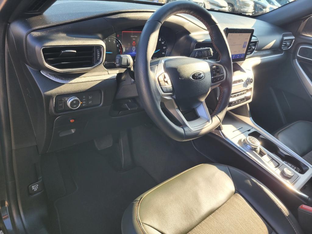 used 2022 Ford Explorer car, priced at $33,796