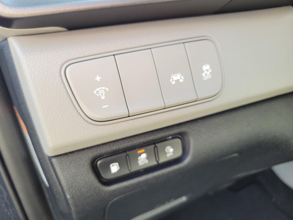 used 2019 Kia Niro Plug-In Hybrid car, priced at $17,734