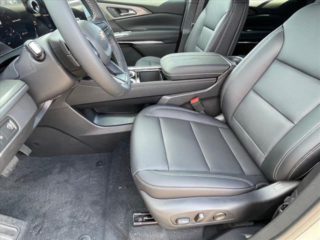 new 2026 Chevrolet Traverse car, priced at $44,920