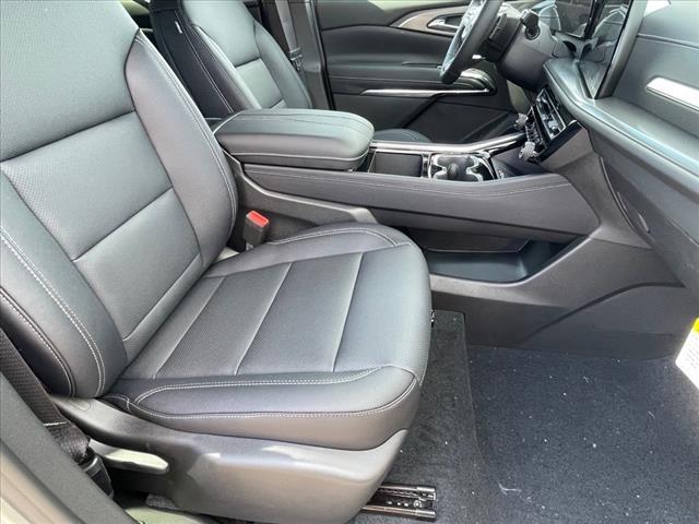 new 2026 Chevrolet Traverse car, priced at $44,920