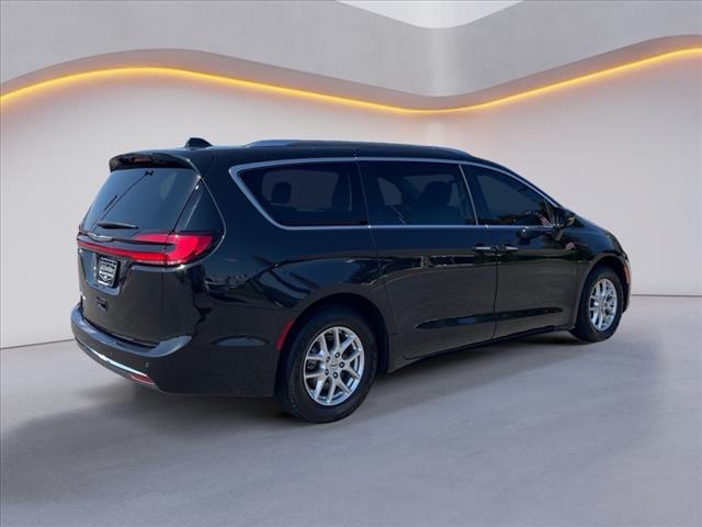 used 2021 Chrysler Pacifica car, priced at $19,961