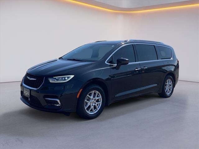 used 2021 Chrysler Pacifica car, priced at $19,961