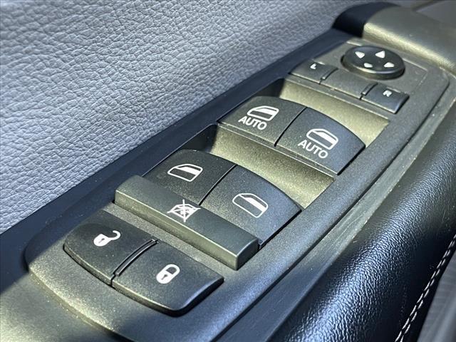 used 2021 Chrysler Pacifica car, priced at $19,961