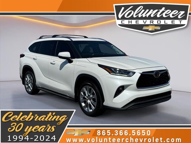 used 2020 Toyota Highlander car, priced at $33,680