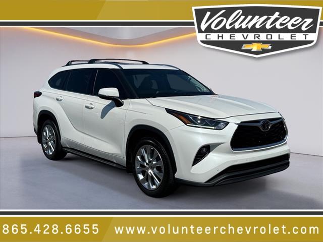 used 2020 Toyota Highlander car, priced at $33,680