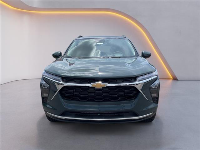 new 2025 Chevrolet Trax car
