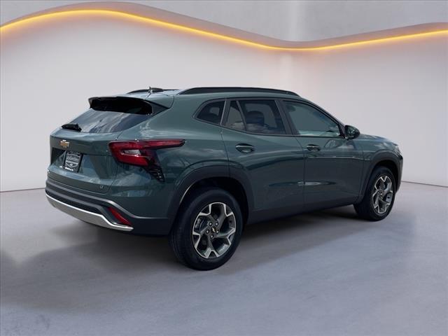 new 2025 Chevrolet Trax car