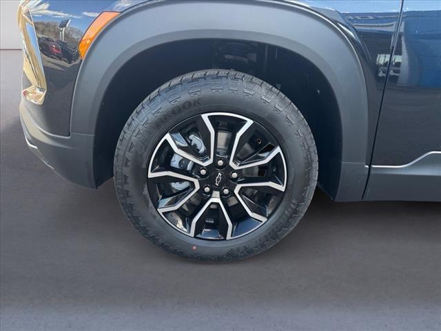 new 2025 Chevrolet TrailBlazer car, priced at $32,185