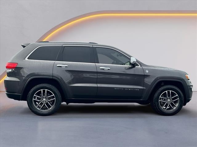 used 2017 Jeep Grand Cherokee car