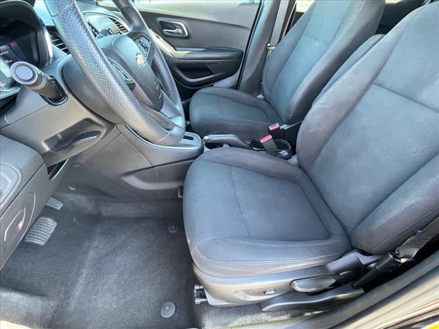 used 2022 Chevrolet Trax car, priced at $17,435