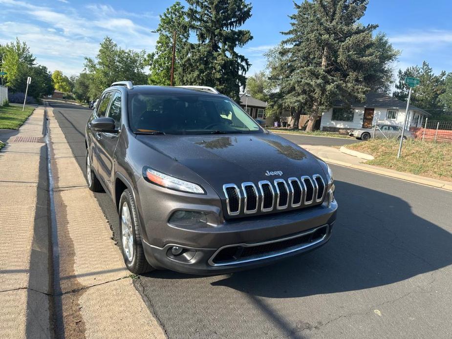 used 2016 Jeep Cherokee car, priced at $12,993