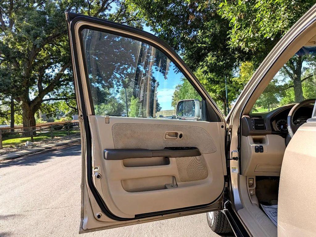 used 2006 Honda CR-V car, priced at $8,995