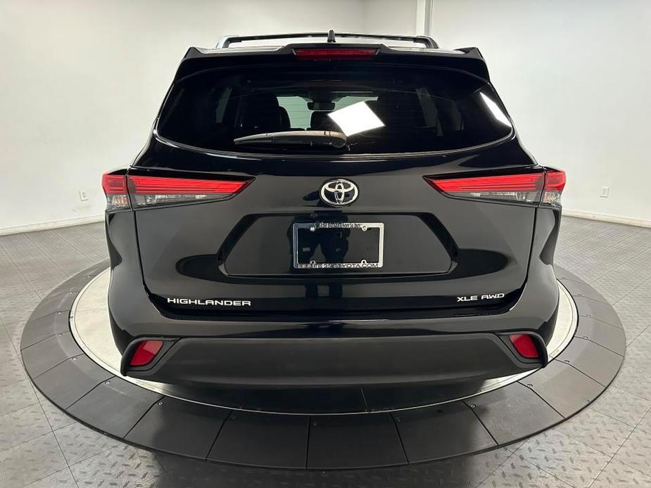 used 2021 Toyota Highlander car, priced at $36,900