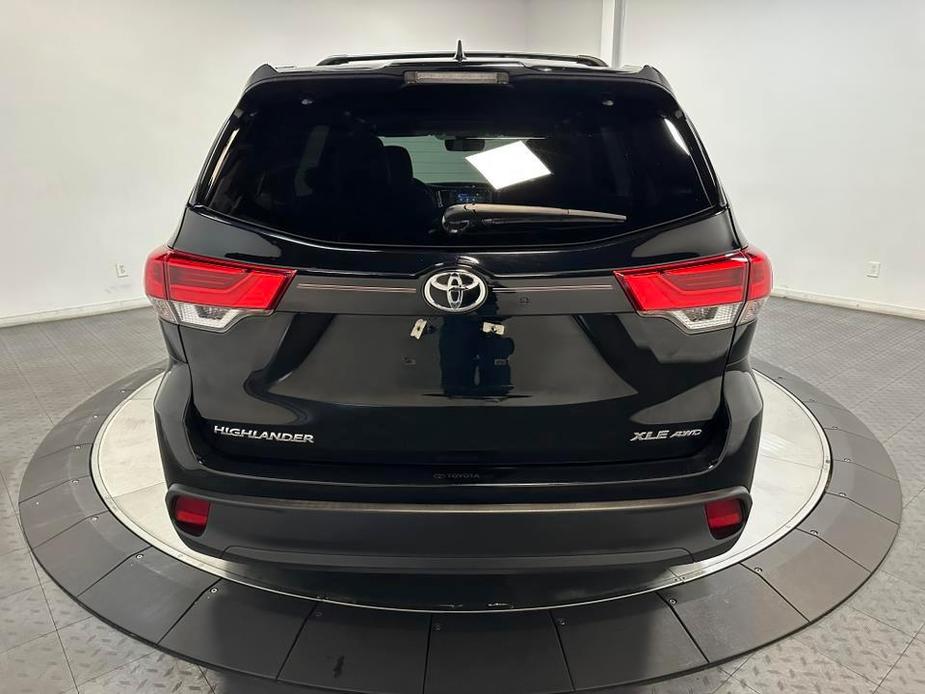 used 2018 Toyota Highlander car, priced at $28,900