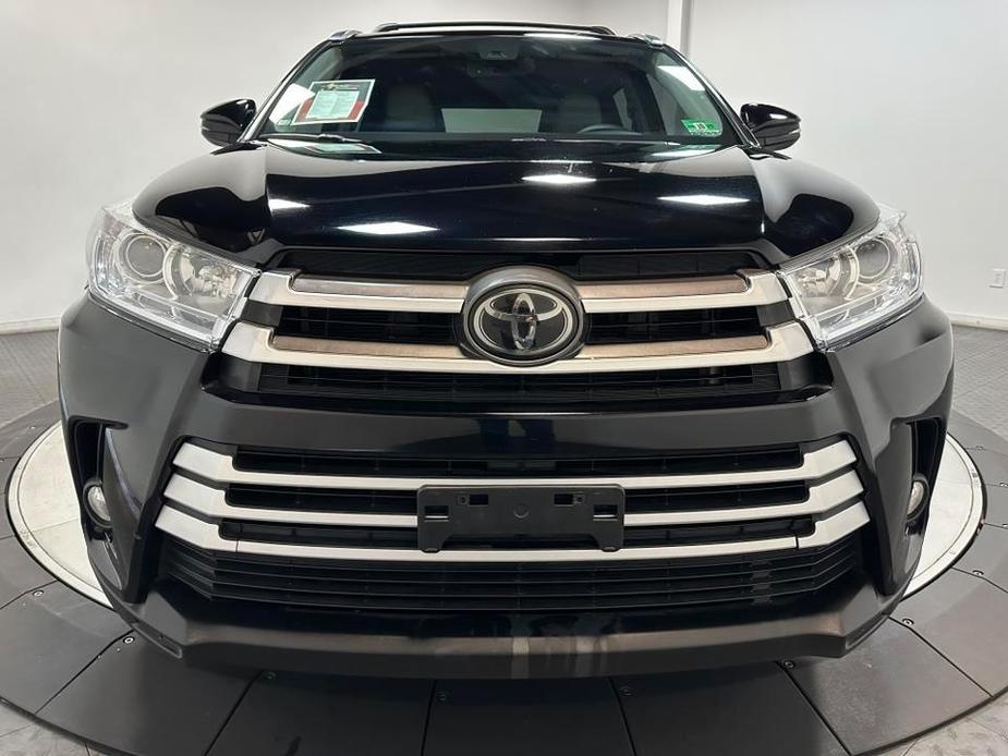 used 2018 Toyota Highlander car, priced at $28,900