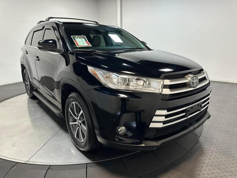 used 2018 Toyota Highlander car, priced at $28,900