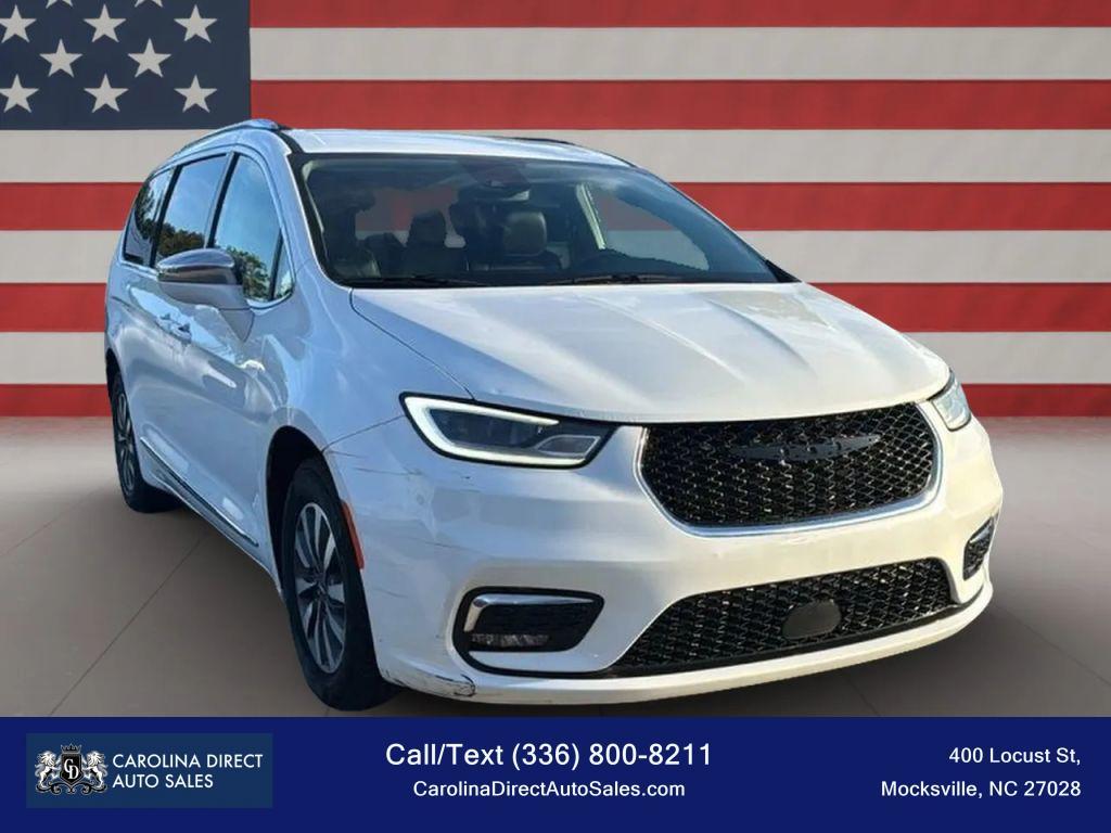 used 2021 Chrysler Pacifica Hybrid car, priced at $23,777