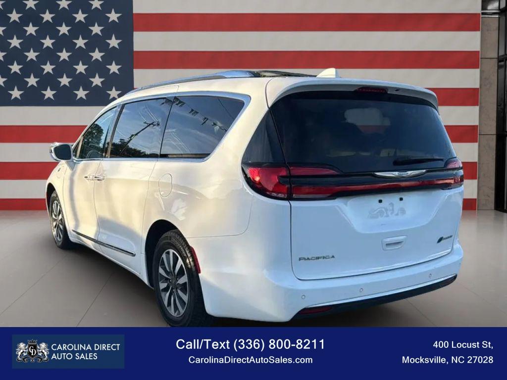 used 2021 Chrysler Pacifica Hybrid car, priced at $23,777