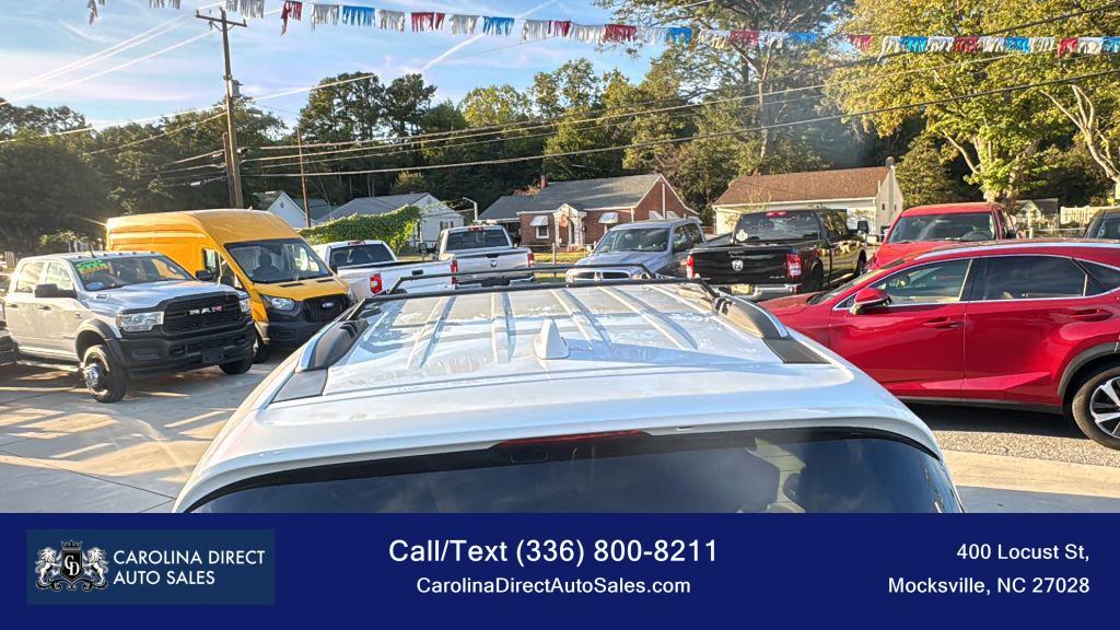 used 2021 Chrysler Pacifica Hybrid car, priced at $23,777