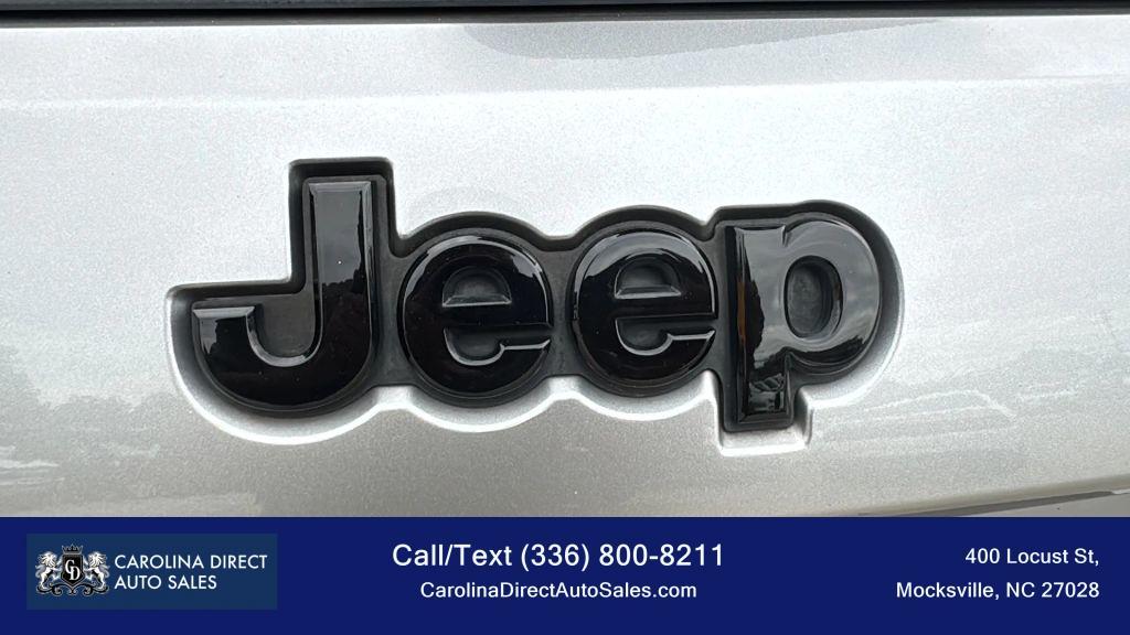 used 2018 Jeep Grand Cherokee car, priced at $12,555