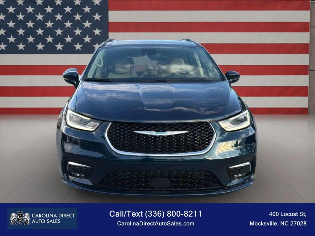 used 2021 Chrysler Pacifica Hybrid car, priced at $24,777