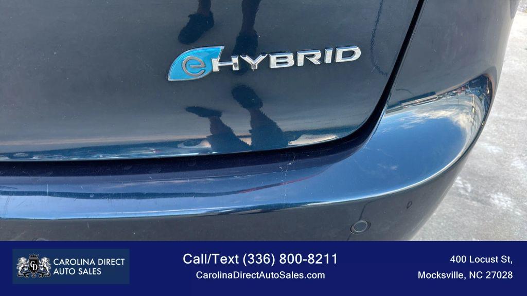 used 2021 Chrysler Pacifica Hybrid car, priced at $24,777