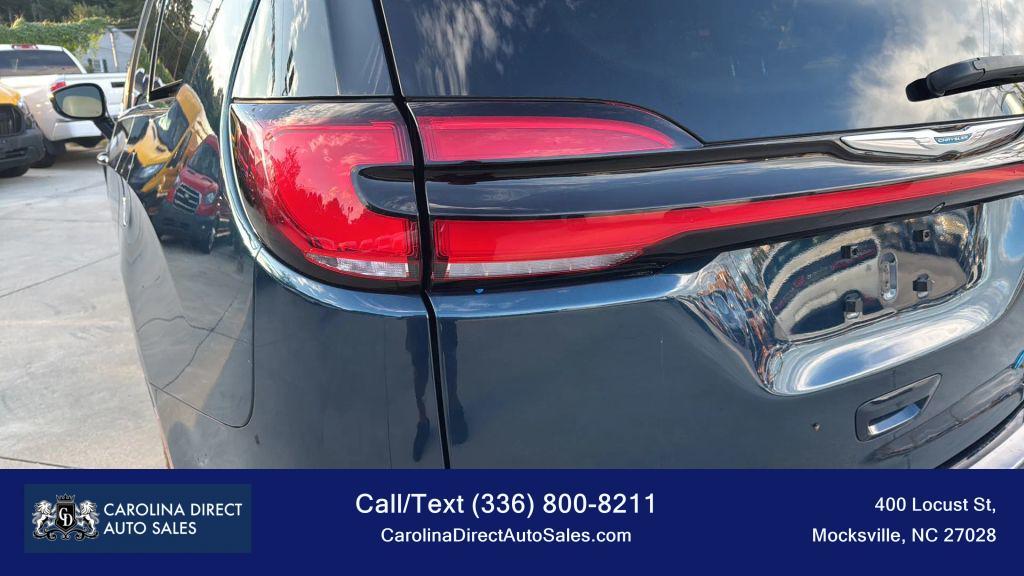 used 2021 Chrysler Pacifica Hybrid car, priced at $24,777
