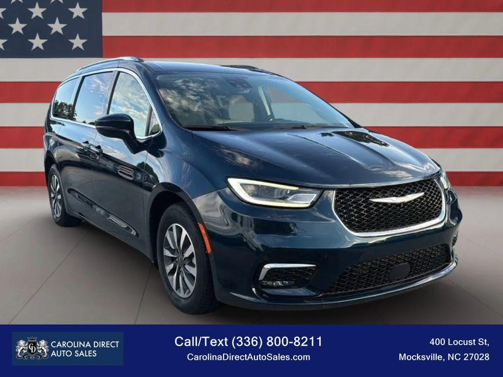 used 2021 Chrysler Pacifica Hybrid car, priced at $24,777