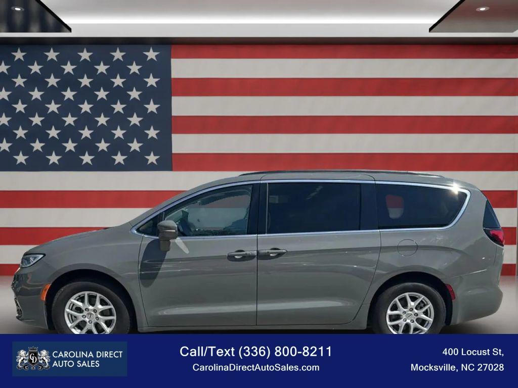used 2022 Chrysler Pacifica car, priced at $21,777