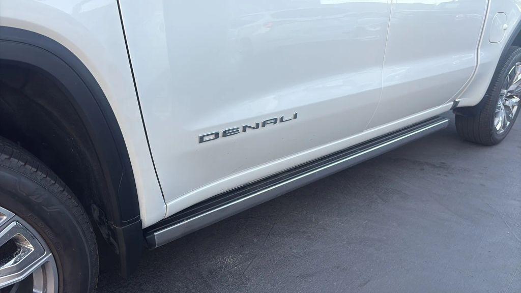used 2023 GMC Sierra 1500 car, priced at $45,995