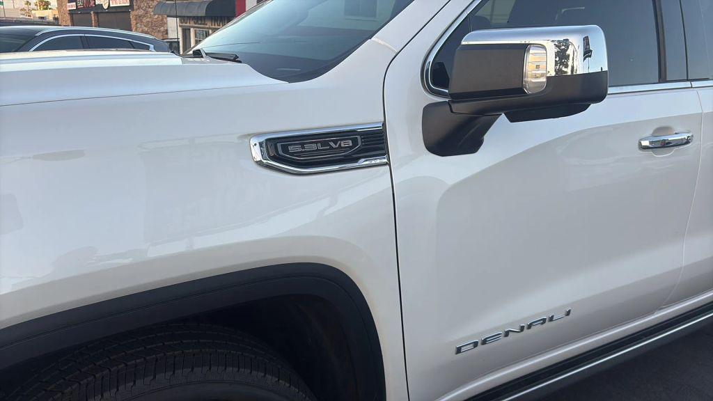 used 2023 GMC Sierra 1500 car, priced at $45,995