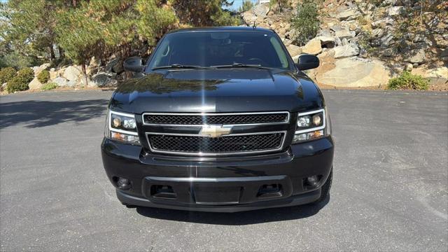 used 2009 Chevrolet Avalanche car, priced at $13,495