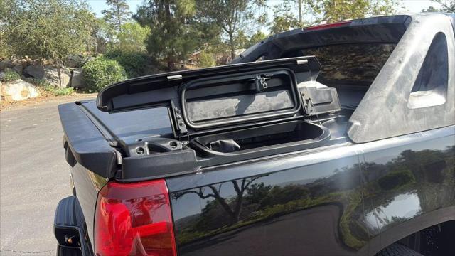 used 2009 Chevrolet Avalanche car, priced at $13,495
