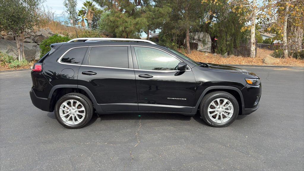 used 2019 Jeep Cherokee car, priced at $11,995