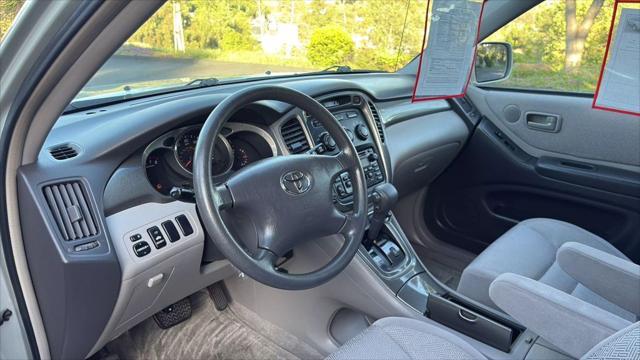 used 2003 Toyota Highlander car, priced at $8,995