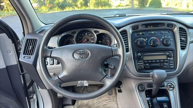 used 2003 Toyota Highlander car, priced at $8,995