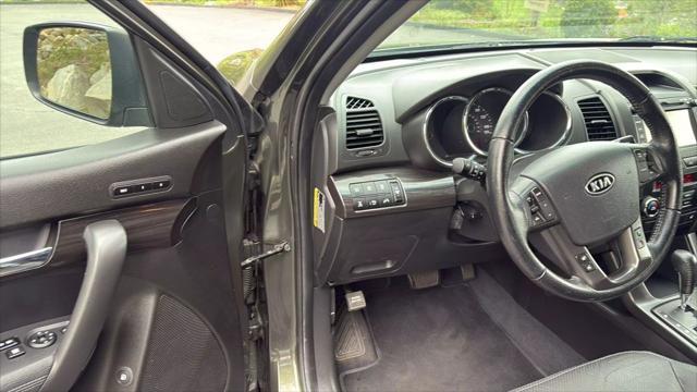 used 2013 Kia Sorento car, priced at $9,995
