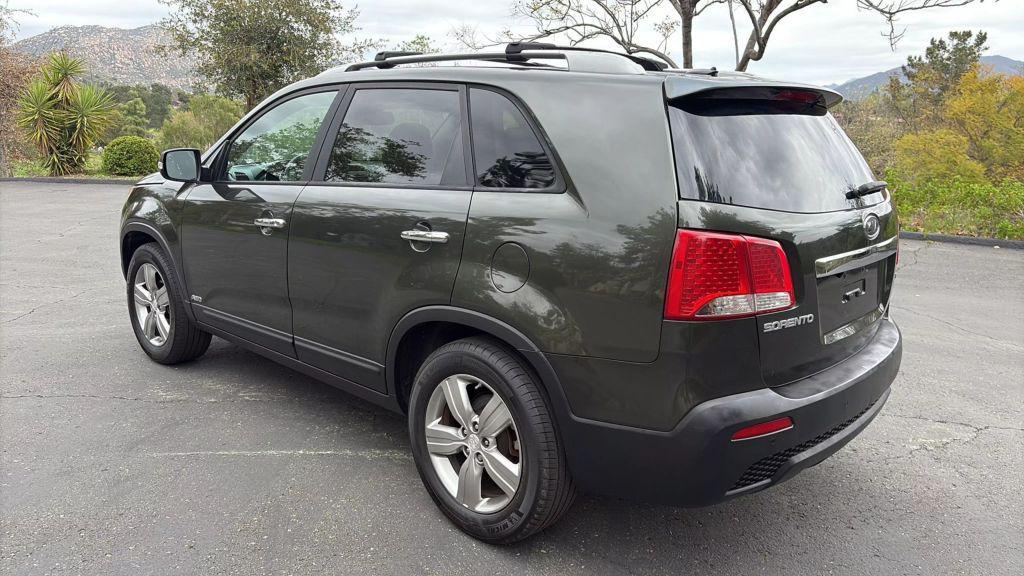 used 2013 Kia Sorento car, priced at $8,995