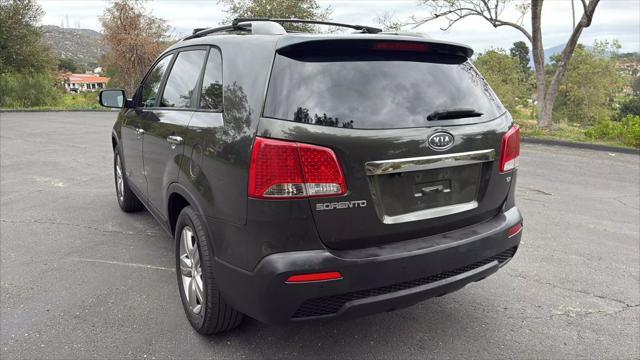 used 2013 Kia Sorento car, priced at $9,995
