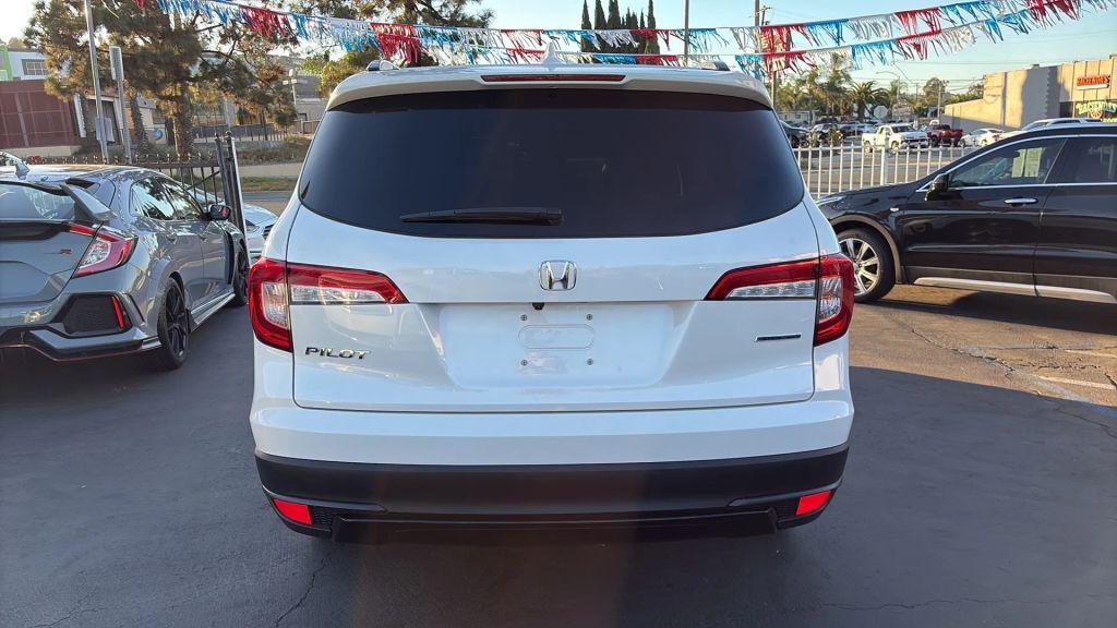 used 2022 Honda Pilot car, priced at $24,995