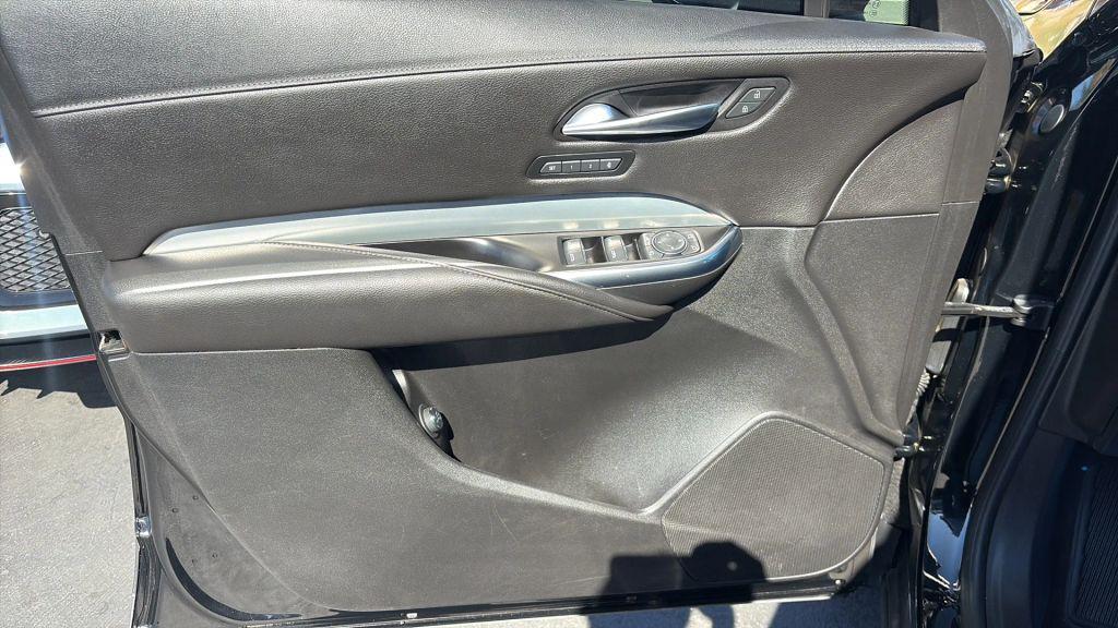 used 2020 Cadillac XT4 car, priced at $17,995