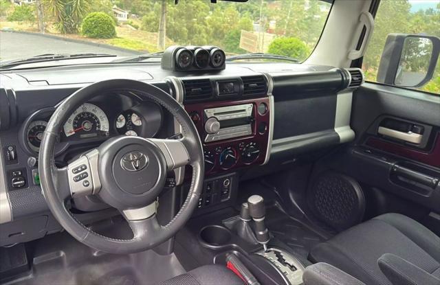 used 2007 Toyota FJ Cruiser car, priced at $17,795