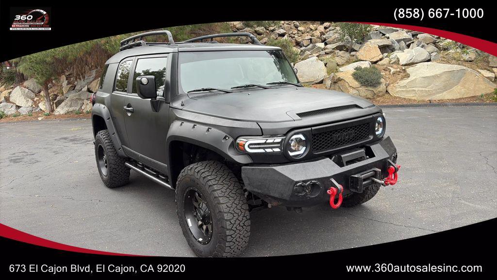 used 2007 Toyota FJ Cruiser car, priced at $16,995