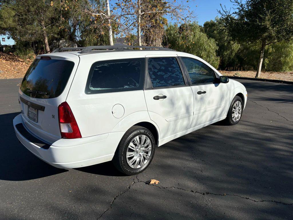 used 2004 Ford Focus car, priced at $3,995