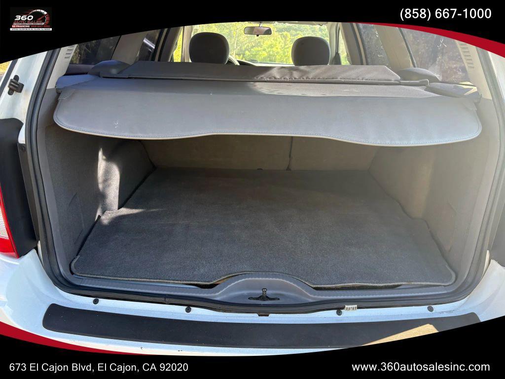 used 2004 Ford Focus car, priced at $3,995