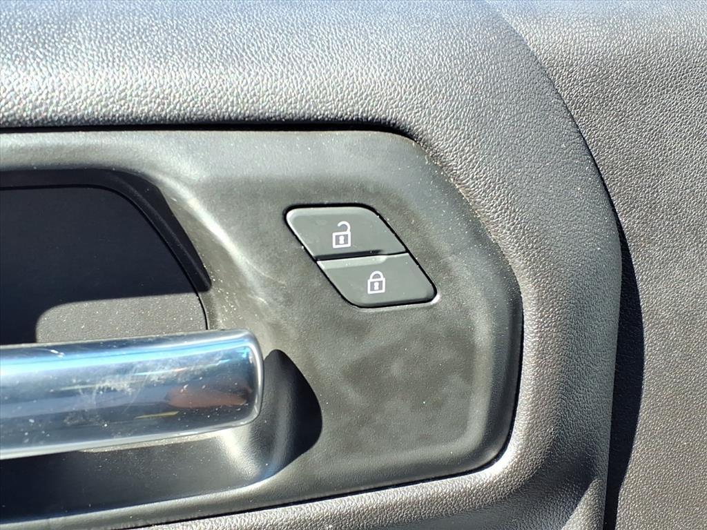 used 2024 Chevrolet Silverado 1500 car, priced at $27,896